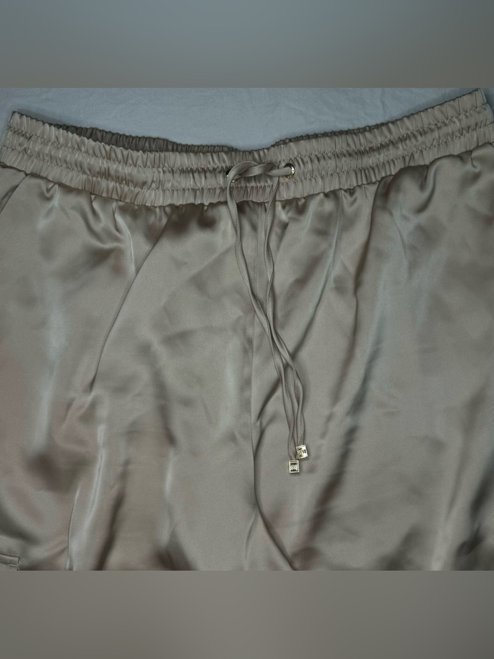 NWOT - NINE WEST Pants Satin Silk Cream/Tan/Beige Boho - Pockets Elastic Waist - Picture 2 of 8